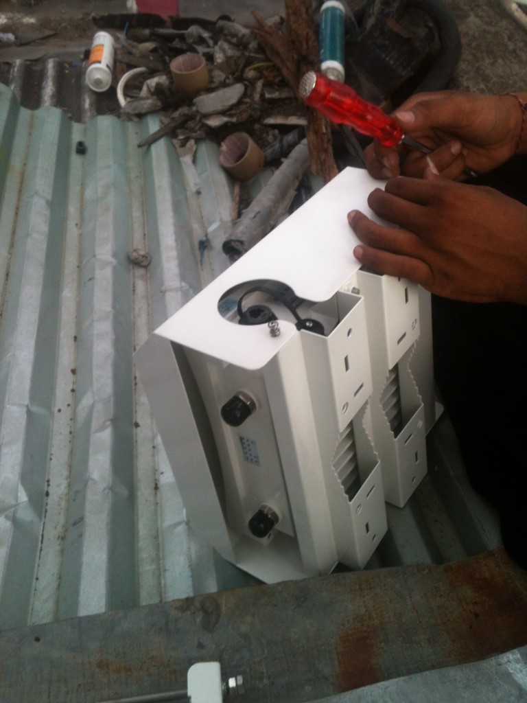 AP outdoor blm pasang